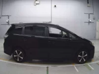 Toyota WISH лот № 30510 оценка 3.5  с аукциона в Японии 2