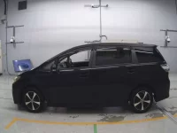 Toyota WISH лот № 30510 оценка 3.5  с аукциона в Японии 3