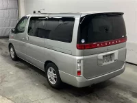 Nissan ELGRAND лот № 90008 оценка 3.5  с аукциона в Японии 1