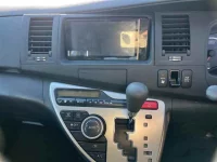 Toyota ISIS лот № 10273 оценка R  с аукциона в Японии 5