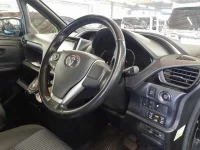 Toyota VOXY лот № 30520 оценка 3.5  с аукциона в Японии 6