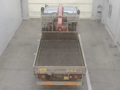 Isuzu FORWARD  с аукциона в Японии