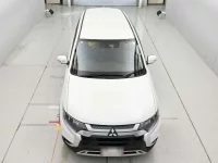 Mitsubishi OUTLANDER лот № 90770 оценка 3.5  с аукциона в Японии 6