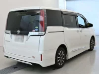 Toyota ESQUIRE лот № 30527 оценка 4  с аукциона в Японии 1