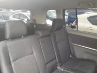 Toyota ISIS лот № 90783 оценка 3.5  с аукциона в Японии 10