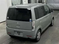 Mitsubishi EK WAGON лот № 90056 оценка 3.5  с аукциона в Японии 4