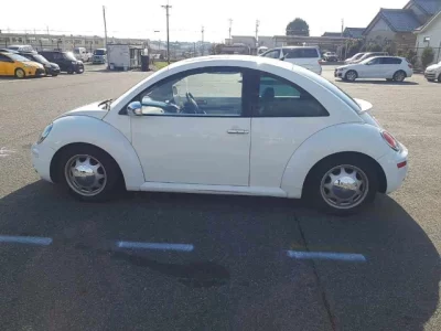 Volkswagen NEW BEETLE