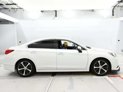 Subaru LEGACY B4  с аукциона в Японии