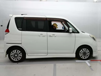 Mitsubishi DELICA D2