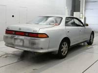 Toyota MARK II лот № 90818 оценка 2  с аукциона в Японии 1