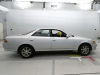 Toyota MARK II лот № 90818 оценка 2  с аукциона в Японии 2
