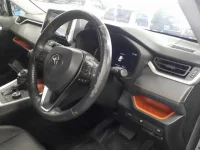 Toyota RAV4 лот № 30553 оценка 4  с аукциона в Японии 8