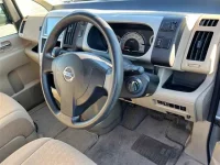 Nissan SERENA лот № 90098 оценка 4  с аукциона в Японии 2