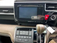 Honda STEP WAGON лот № 11247 оценка 4  с аукциона в Японии 5