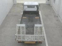 Mitsubishi CANTER лот № 6071 оценка 3  с аукциона в Японии 2