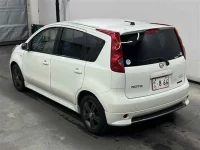 Nissan NOTE лот № 90102 оценка 3.5  с аукциона в Японии 1
