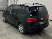 Volkswagen GOLF TOURAN лот № 90112 оценка 4  с аукциона в Японии 1