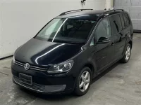 Volkswagen GOLF TOURAN лот № 90112 оценка 4  с аукциона в Японии 3