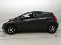 Nissan NOTE лот № 30563 оценка 3  с аукциона в Японии 3