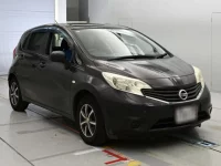 Nissan NOTE лот № 30563 оценка 3  с аукциона в Японии 4