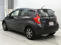 Nissan NOTE лот № 30563 оценка 3  с аукциона в Японии 5