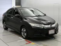 Honda GRACE лот № 30565 оценка 4  с аукциона в Японии 4