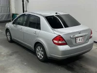 Nissan TIIDA LATIO лот № 90117 оценка 3.5  с аукциона в Японии 1