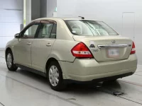 Nissan TIIDA LATIO лот № 90840 оценка 3  с аукциона в Японии 5