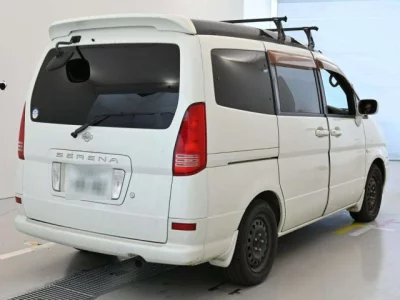 Nissan SERENA  с аукциона в Японии