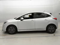 Nissan NOTE лот № 30576 оценка R  с аукциона в Японии 3