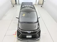 Toyota VOXY лот № 30582 оценка 5  с аукциона в Японии 6