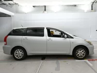 Toyota WISH лот № 30581 оценка 3  с аукциона в Японии 2