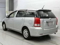 Toyota WISH лот № 30581 оценка 3  с аукциона в Японии 5