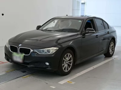 BMW 3-Series  с аукциона в Японии