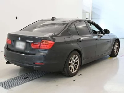BMW 3-Series  с аукциона в Японии