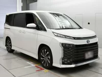 Toyota VOXY лот № 30584 оценка 5  с аукциона в Японии 4