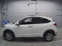 Honda VEZEL лот № 20067 оценка RA  с аукциона в Японии 3