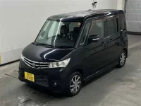 Nissan ROOX лот № 90155 оценка 3  с аукциона в Японии 3