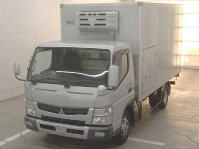 Mitsubishi CANTER  с аукциона в Японии