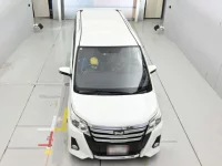 Toyota NOAH лот № 30594 оценка 3.5  с аукциона в Японии 6