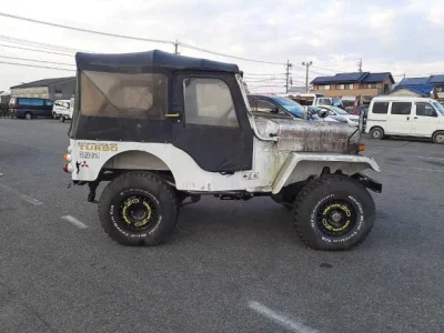 Mitsubishi JEEP