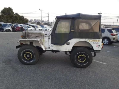 Mitsubishi JEEP