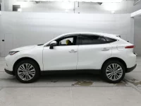 Toyota HARRIER лот № 30595 оценка 4  с аукциона в Японии 3