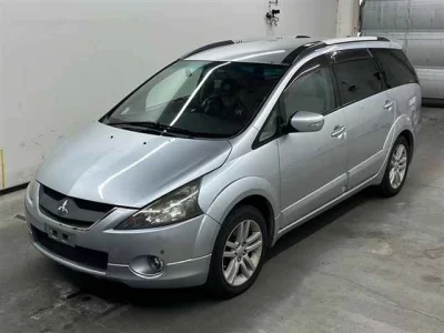 Mitsubishi GRANDIS