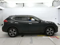 Nissan X-TRAIL лот № 30597 оценка 4  с аукциона в Японии 2