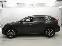 Nissan X-TRAIL лот № 30597 оценка 4  с аукциона в Японии 3