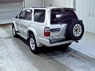 Toyota HILUX SURF  с аукциона в Японии