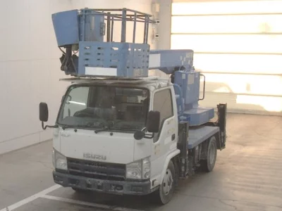 Isuzu ELF  с аукциона в Японии