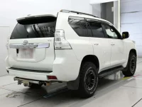 Toyota LAND CRUISER PRADO лот № 30608 оценка 4  с аукциона в Японии 1