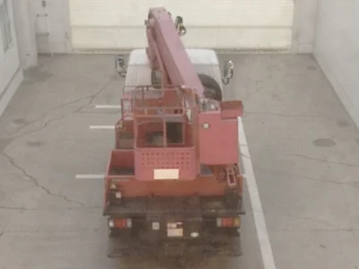 Isuzu ELF  с аукциона в Японии